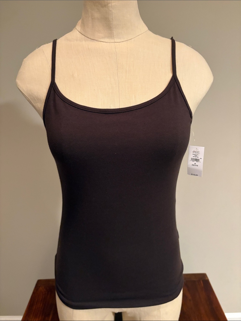 NWT Gap Closeknit Tank Top Size S Petite